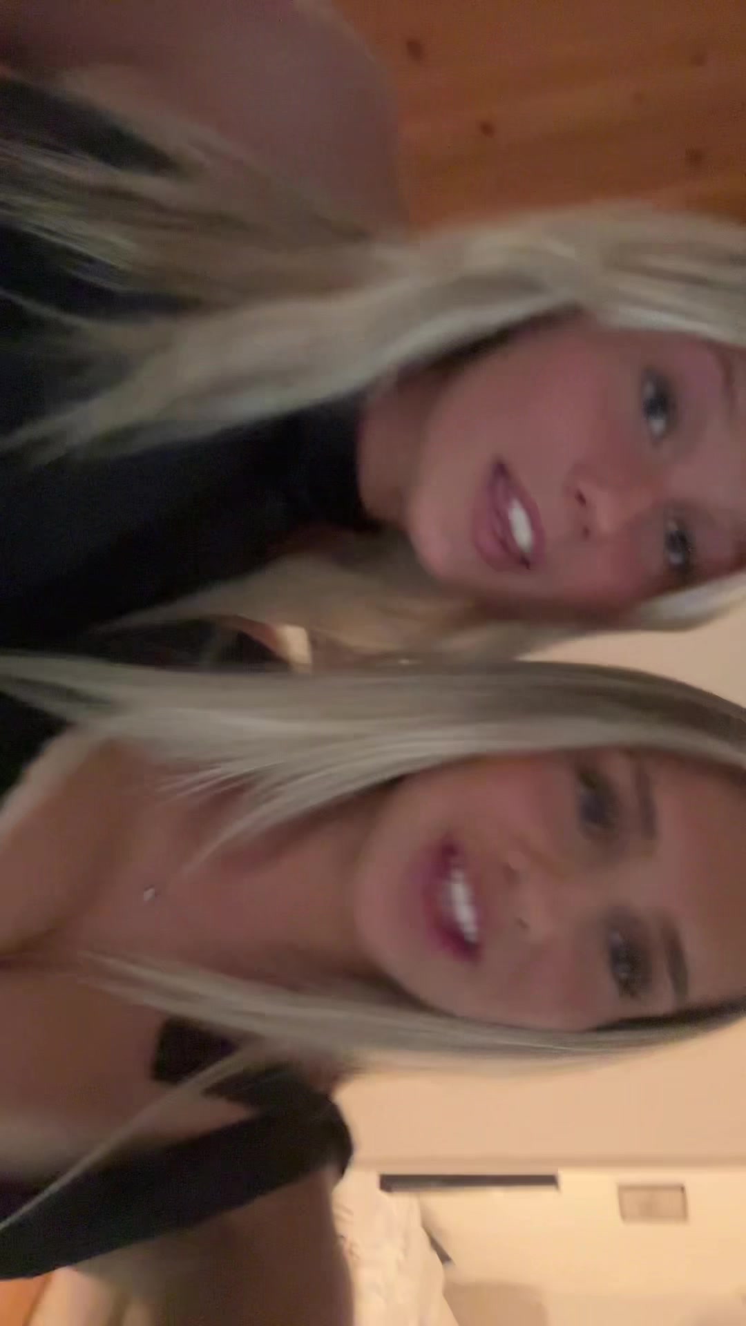 @😉