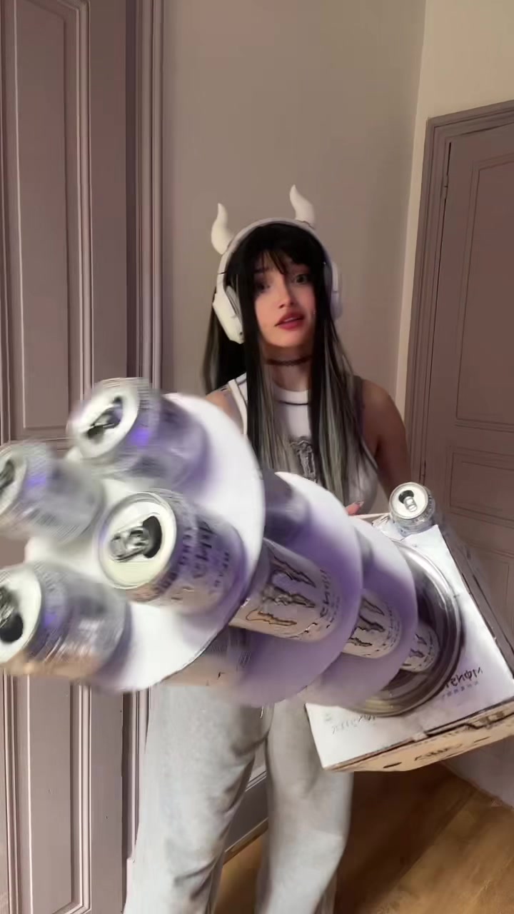 @spookydollie_
