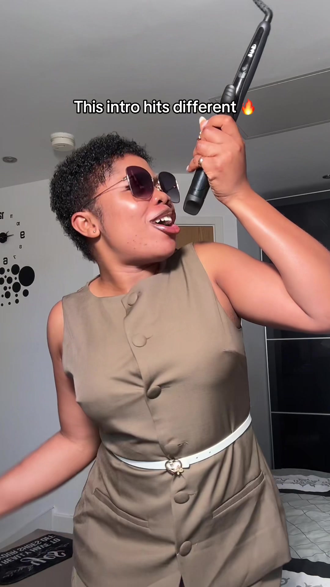 @Vibe Queen🎙️👑