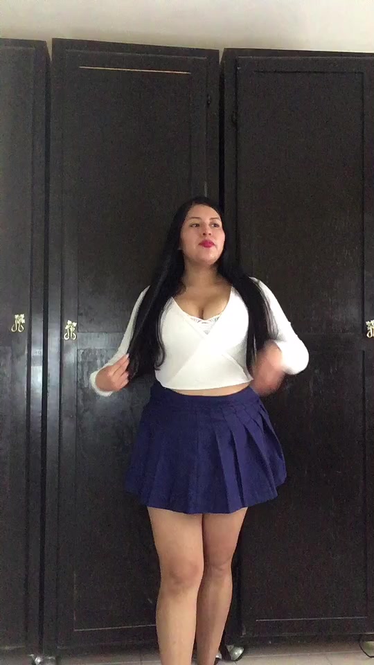 @lolaaokbb en IG