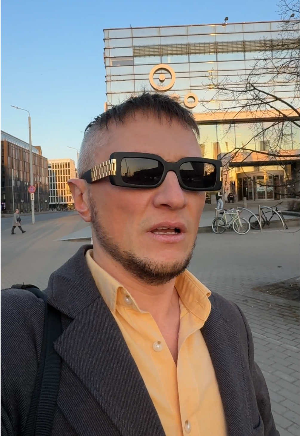 @Pettro