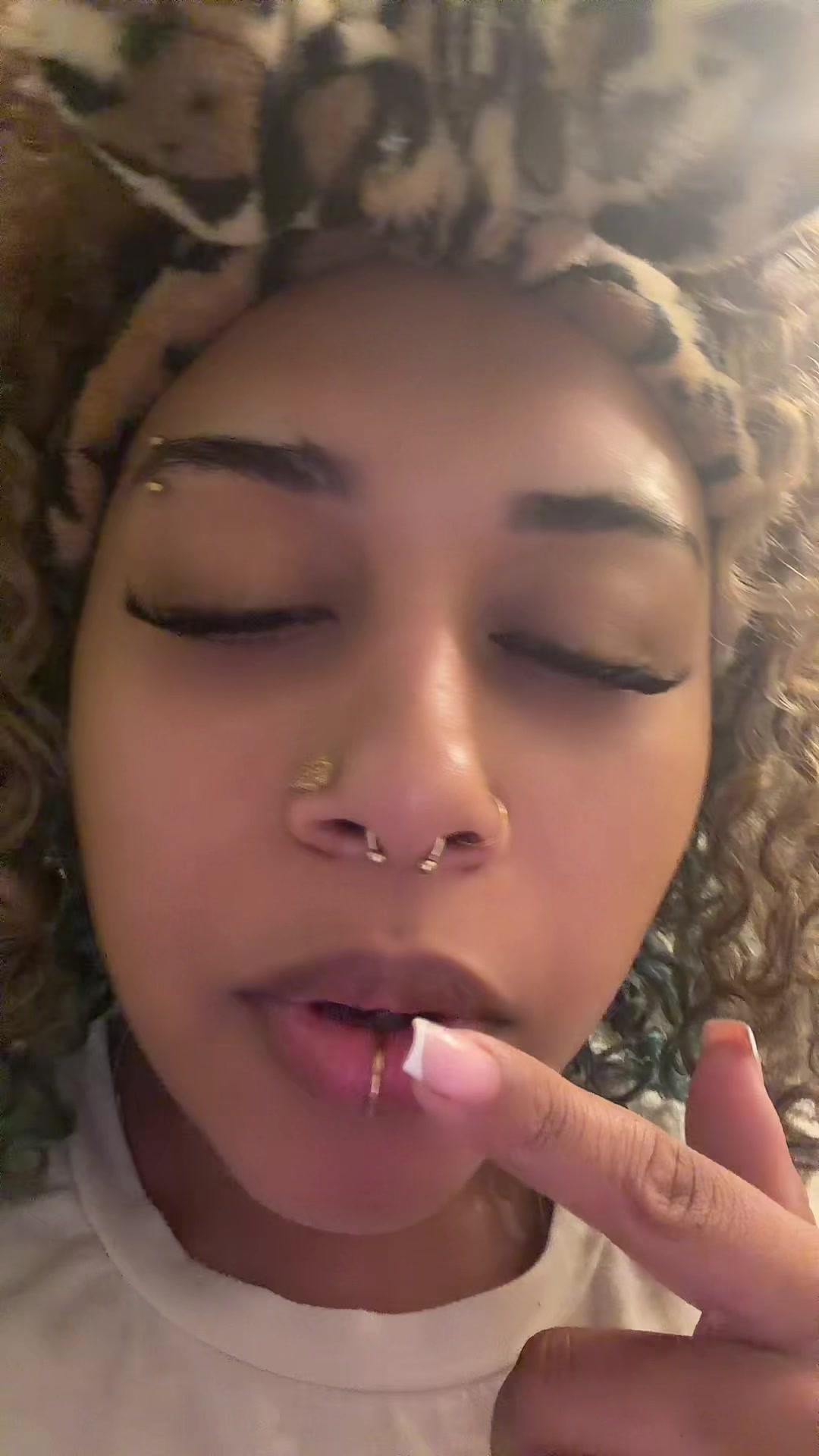 @nicole