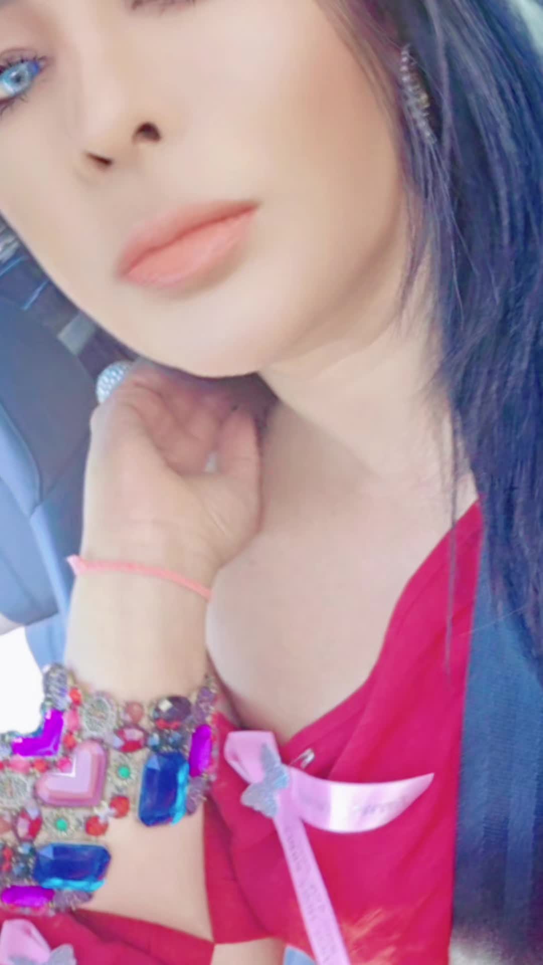 @ninakanhye