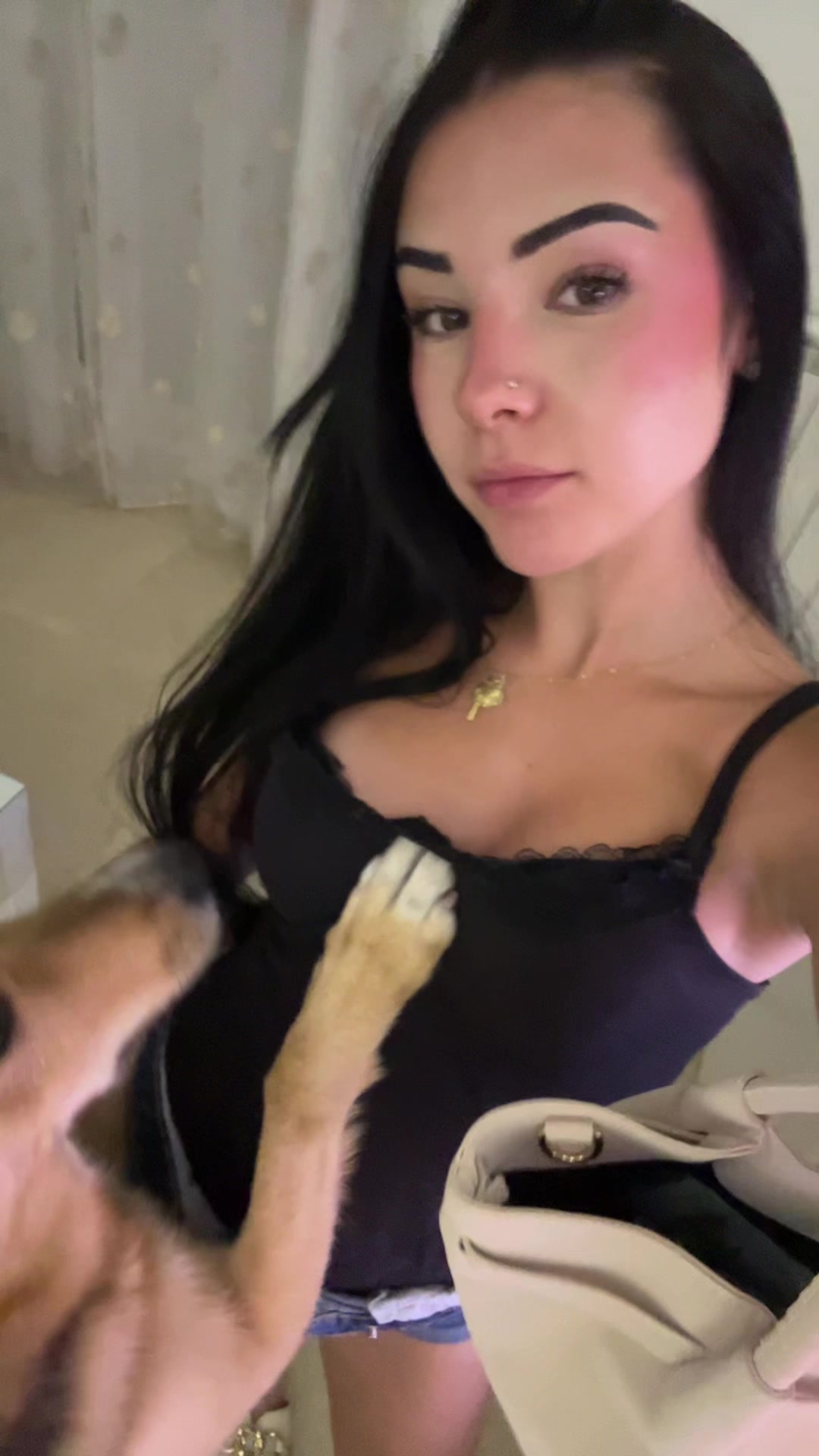 @Nena