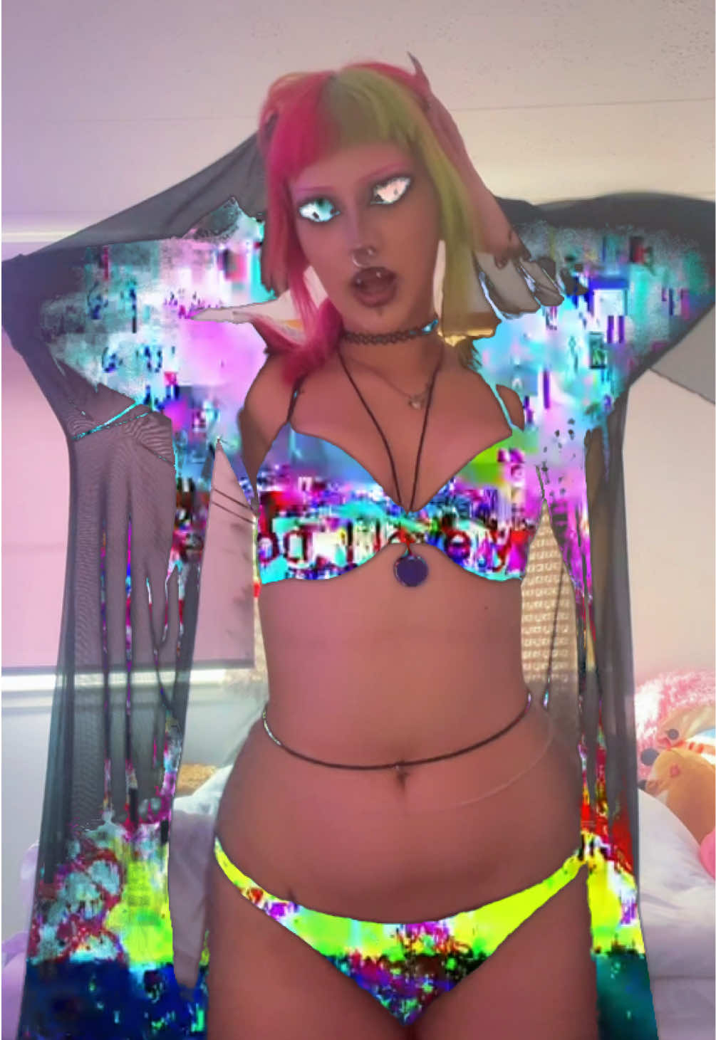@🧟&zwj;♀️