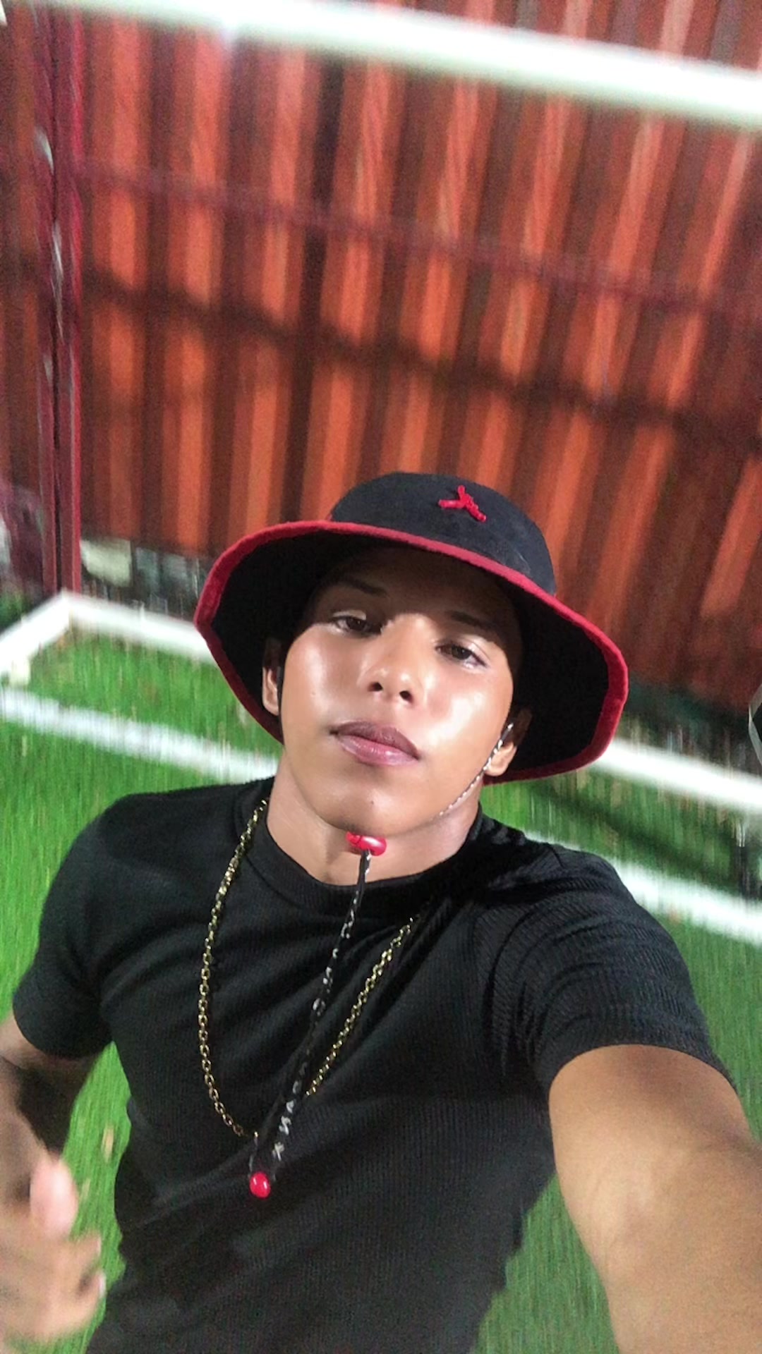 @J.G