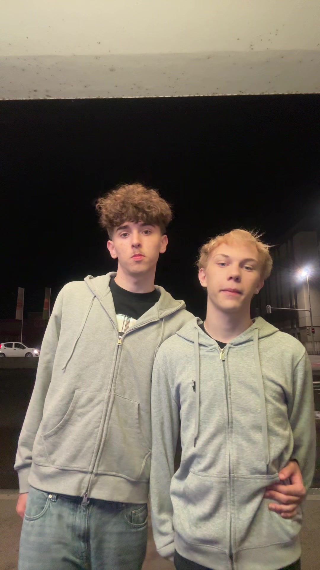 @𝐣𝐮𝐬𝐭𝐢𝐧𝐱𝐞𝐥𝐢𝐚𝐬