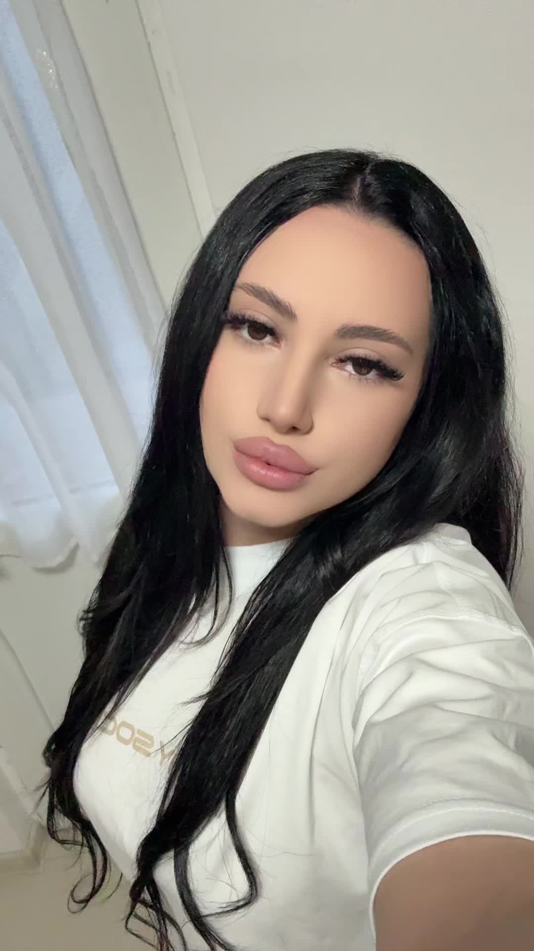 @𝓓𝓸𝓭𝓮 𝓥𝓲𝓿𝓲𝓮𝓷𝓷✨