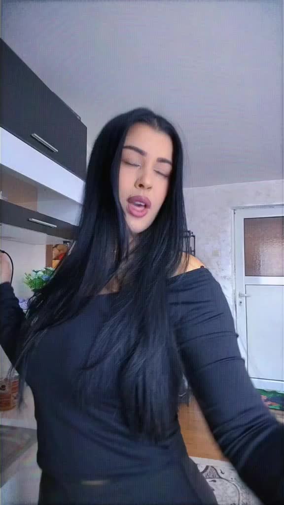 @kameliamladenova1