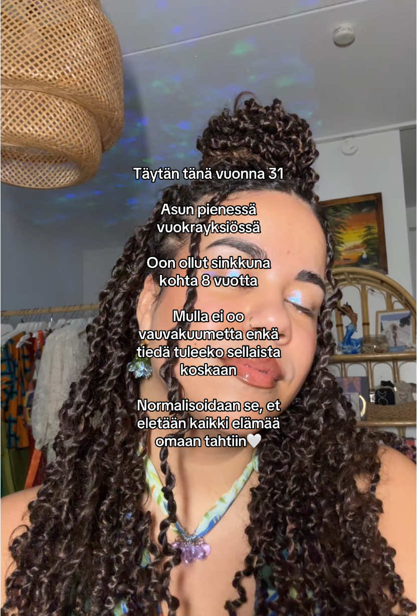@Bruja Paloma