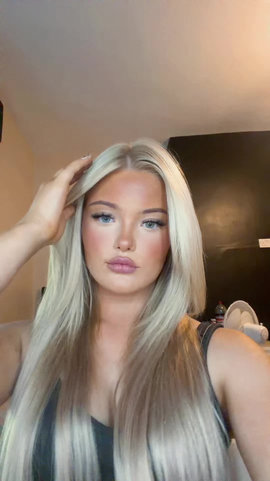 @Hëtty🦋