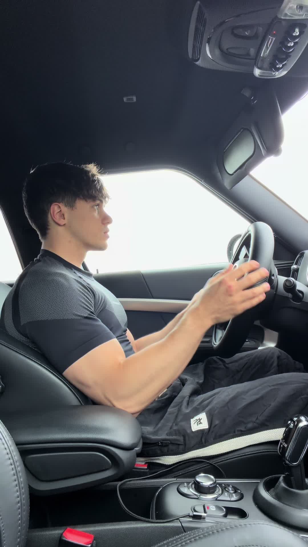 @lewmfit