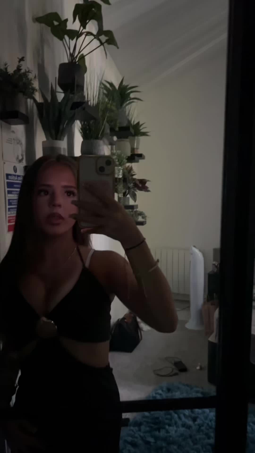 @𝐞𝐯𝐢𝐞ᥫ᭡