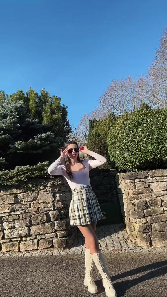 @ellaungureanu1