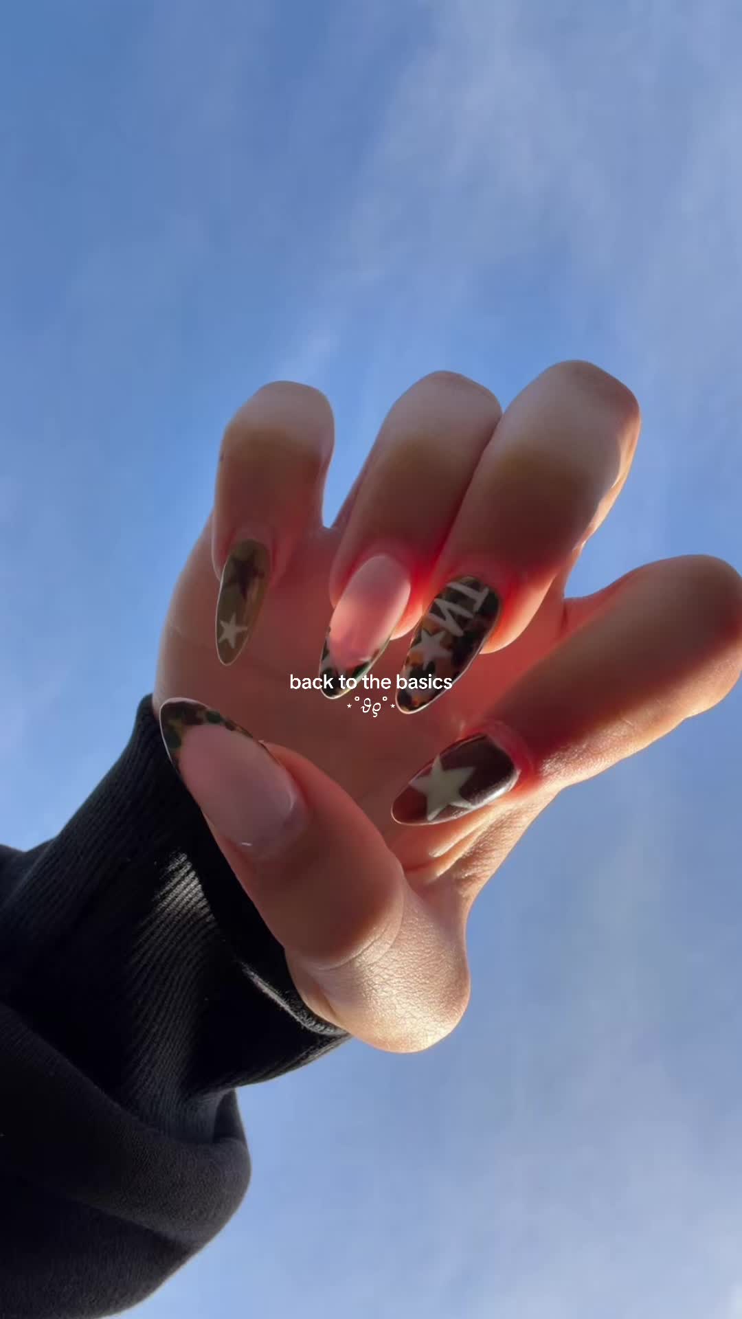 @isa ⟡.·:。✧