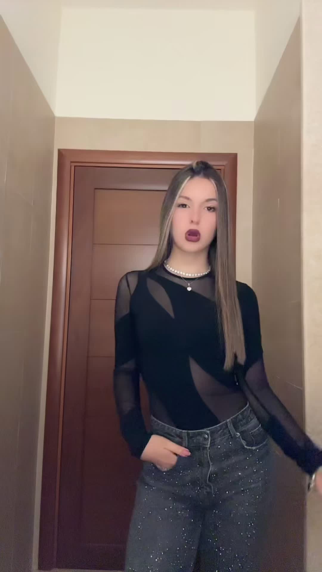 @𝑺𝑶𝑭𝑰𝑨