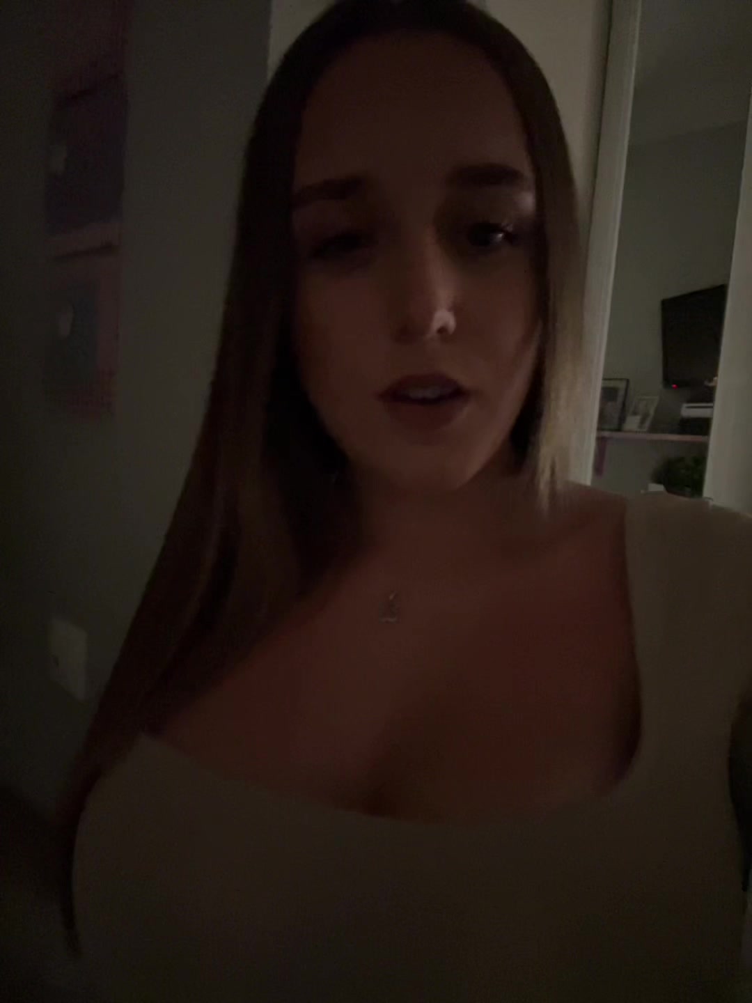 @adriana