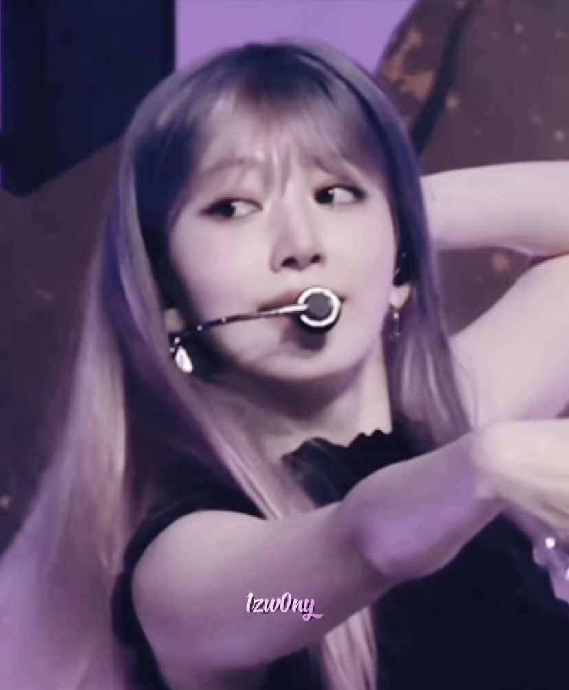 @✰