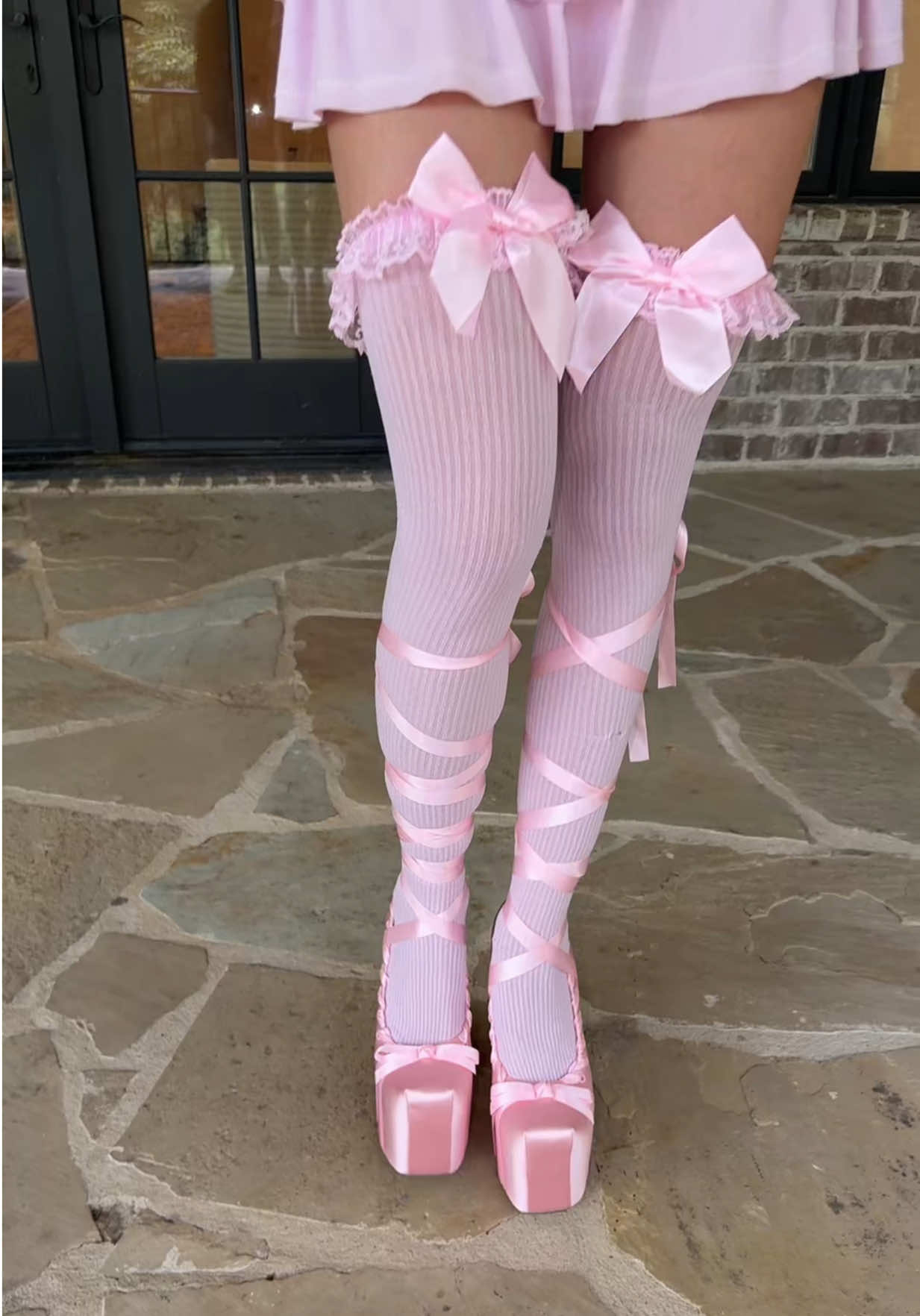 @✩* ・゚。✧・