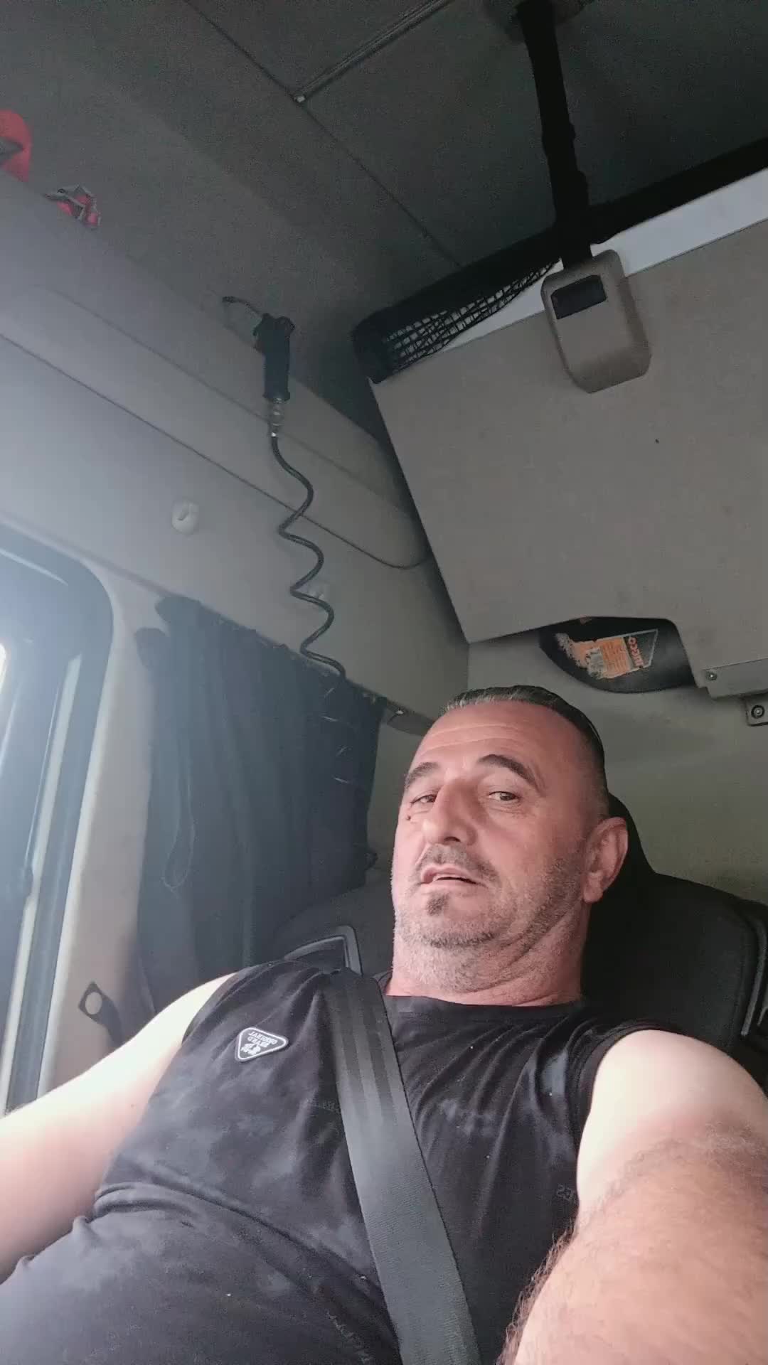 @Elvedin Azizi