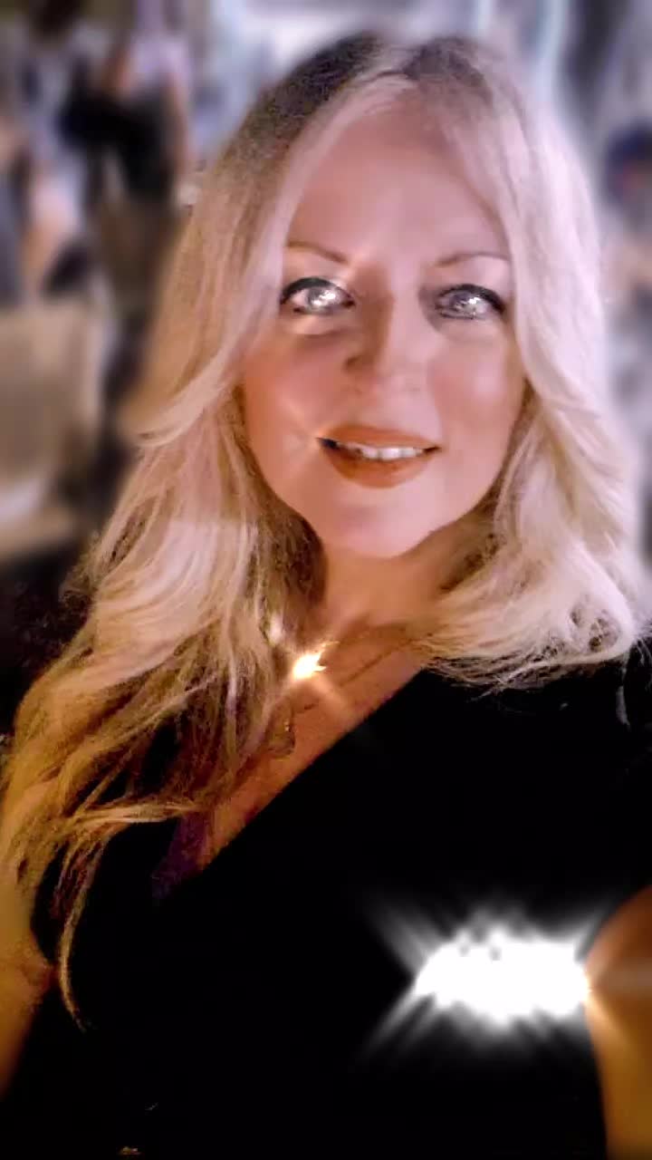 @𝓚𝓮𝓵𝓵𝔂 𝓕𝓸𝓾𝓷𝓽𝓸𝓾𝓴𝓲