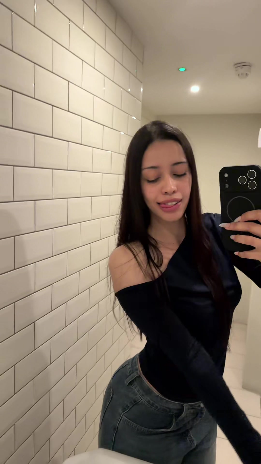 @Felisia