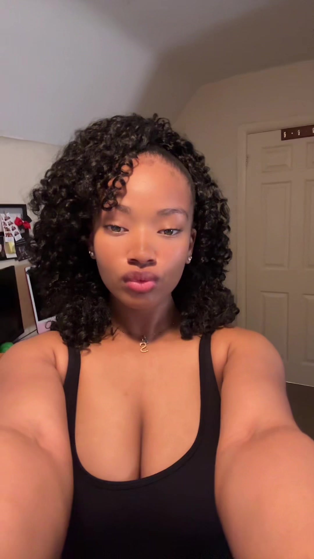 @YoungAthena