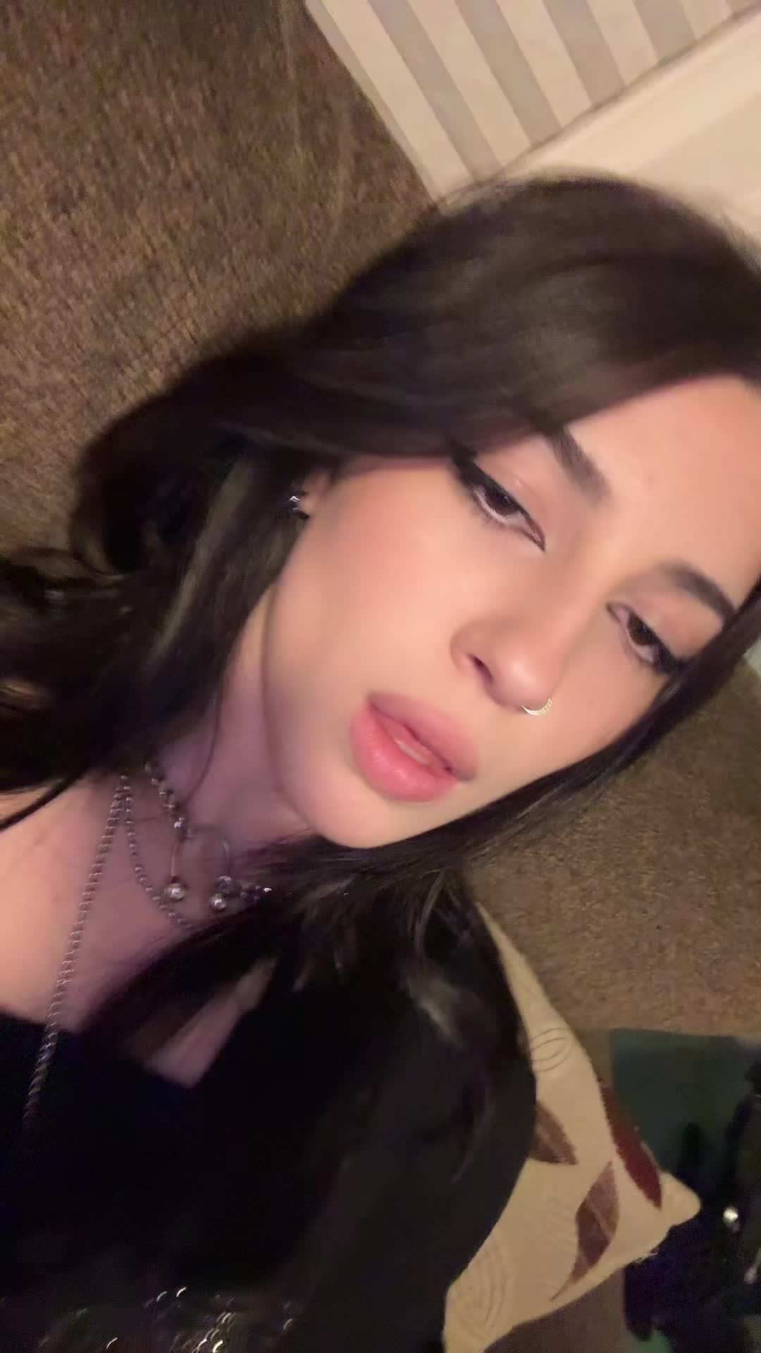 @Nora