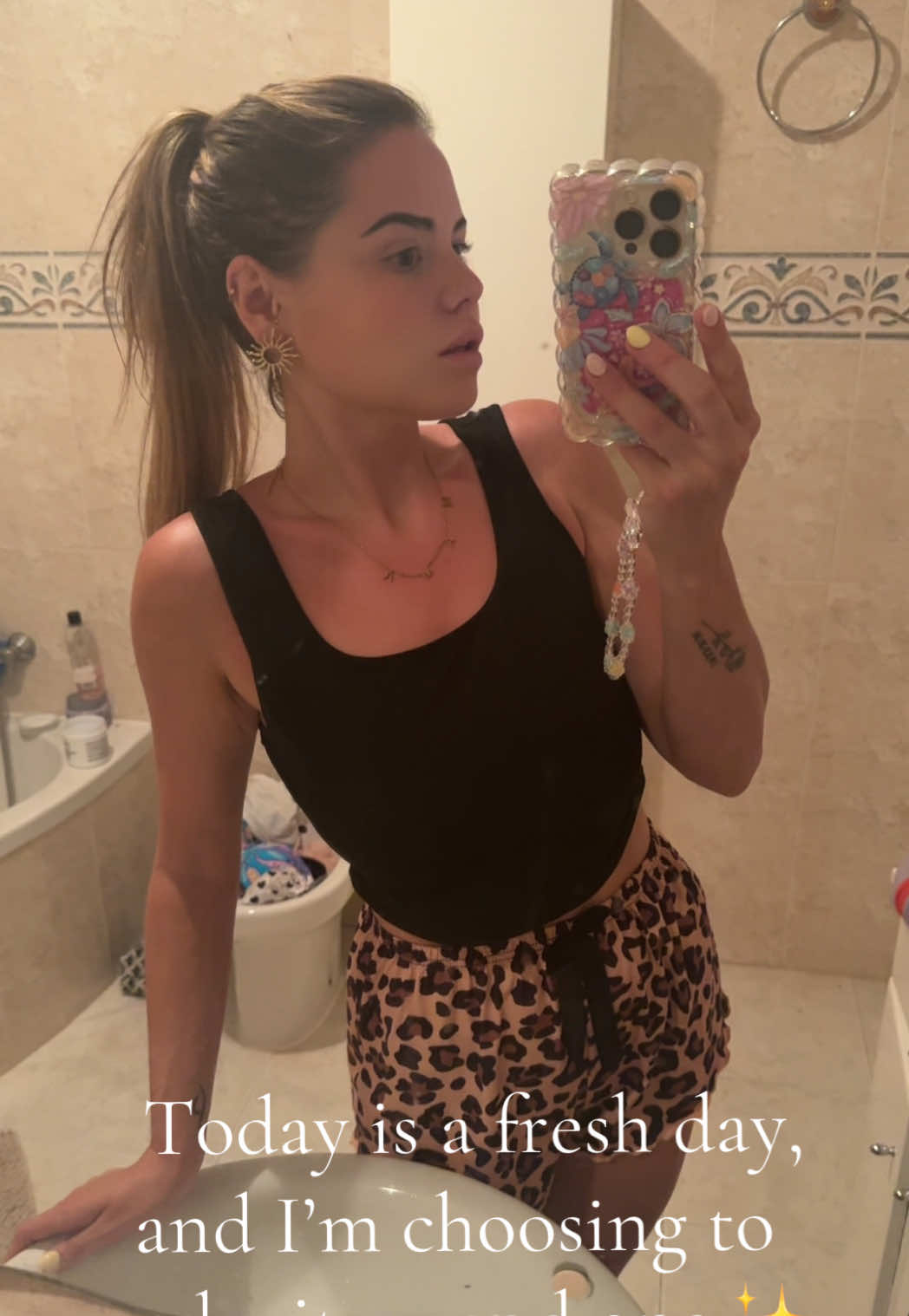 @𝐋 𝐎 𝐔 𝐈 𝐒 𝐄 | ♡
