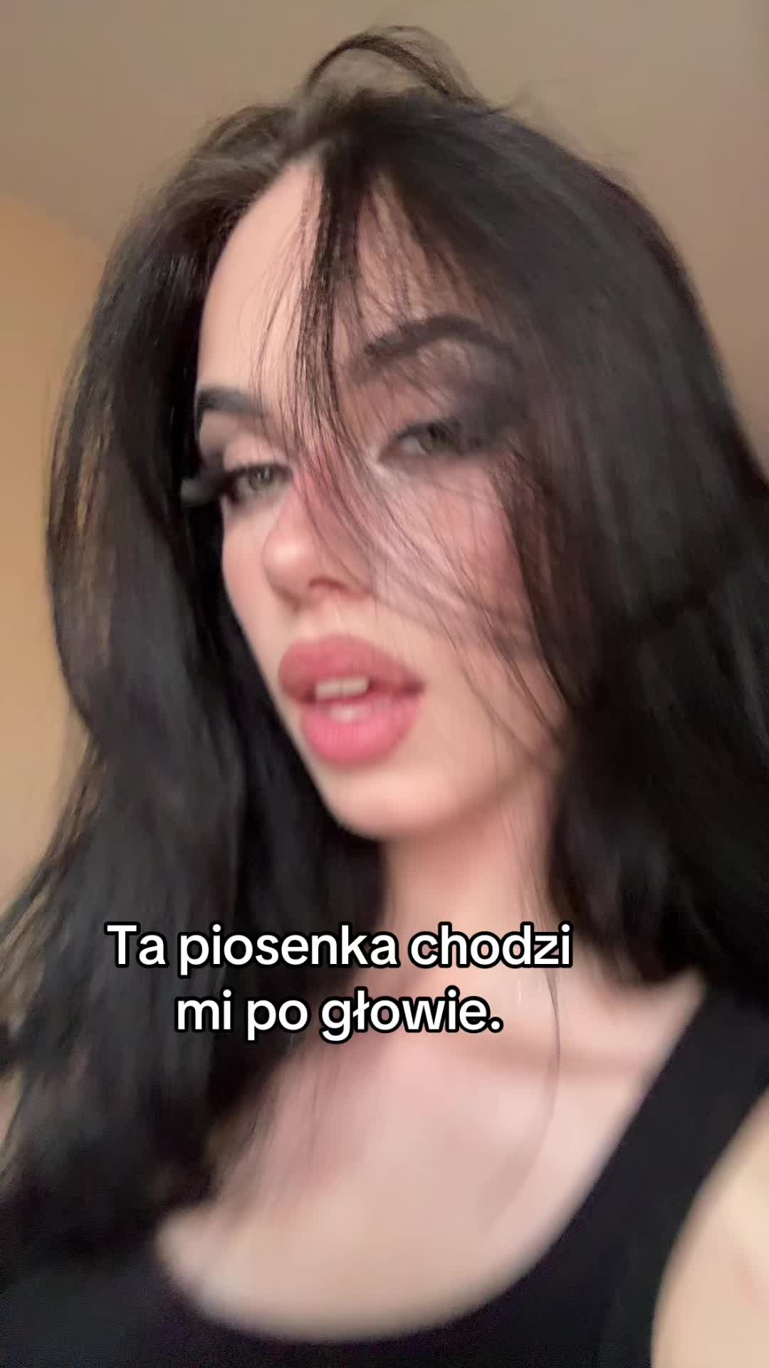 @Victoria ✨