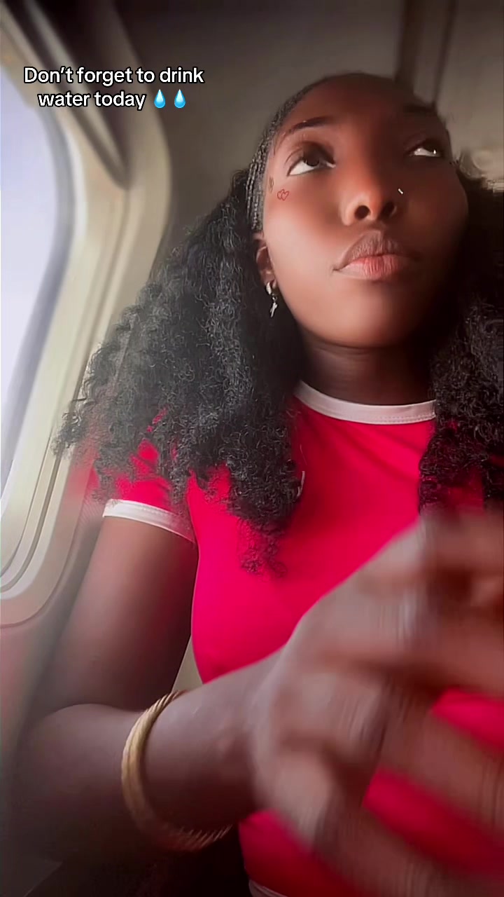 @Ebi🌹🦋