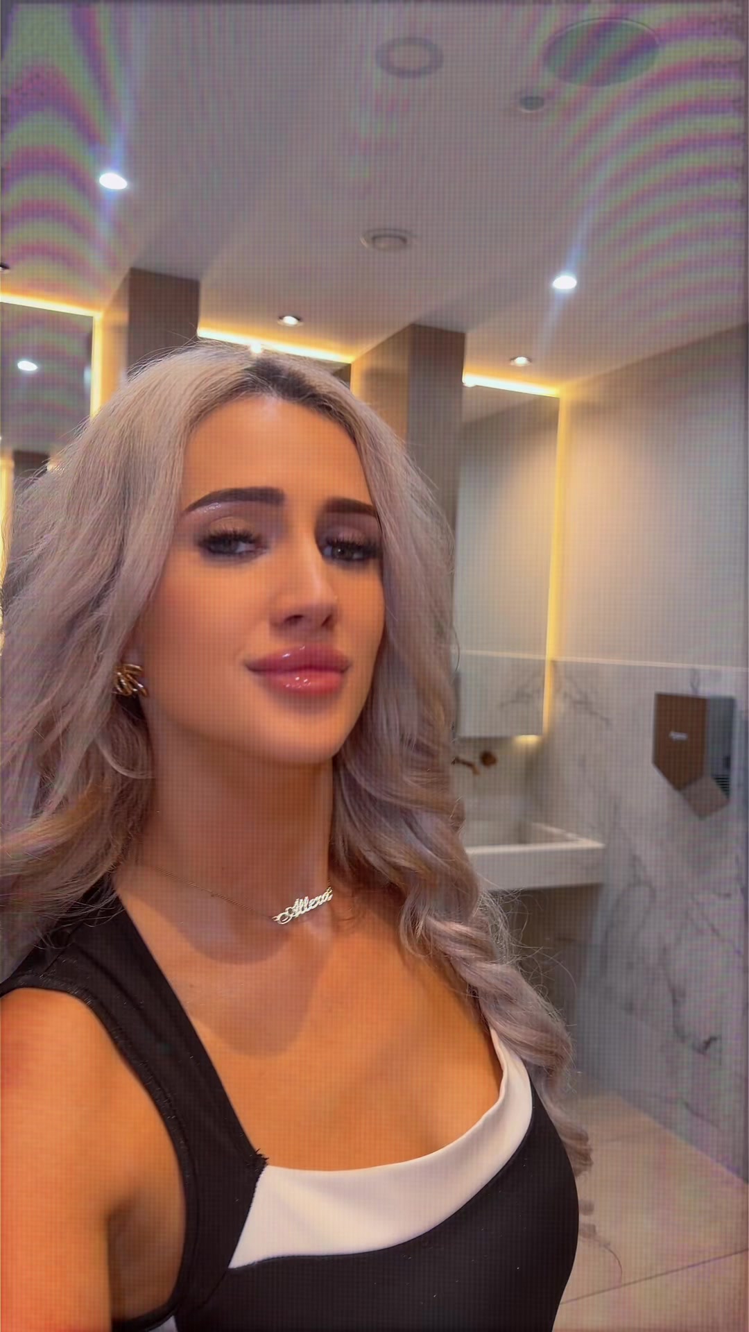@allexa_denisa