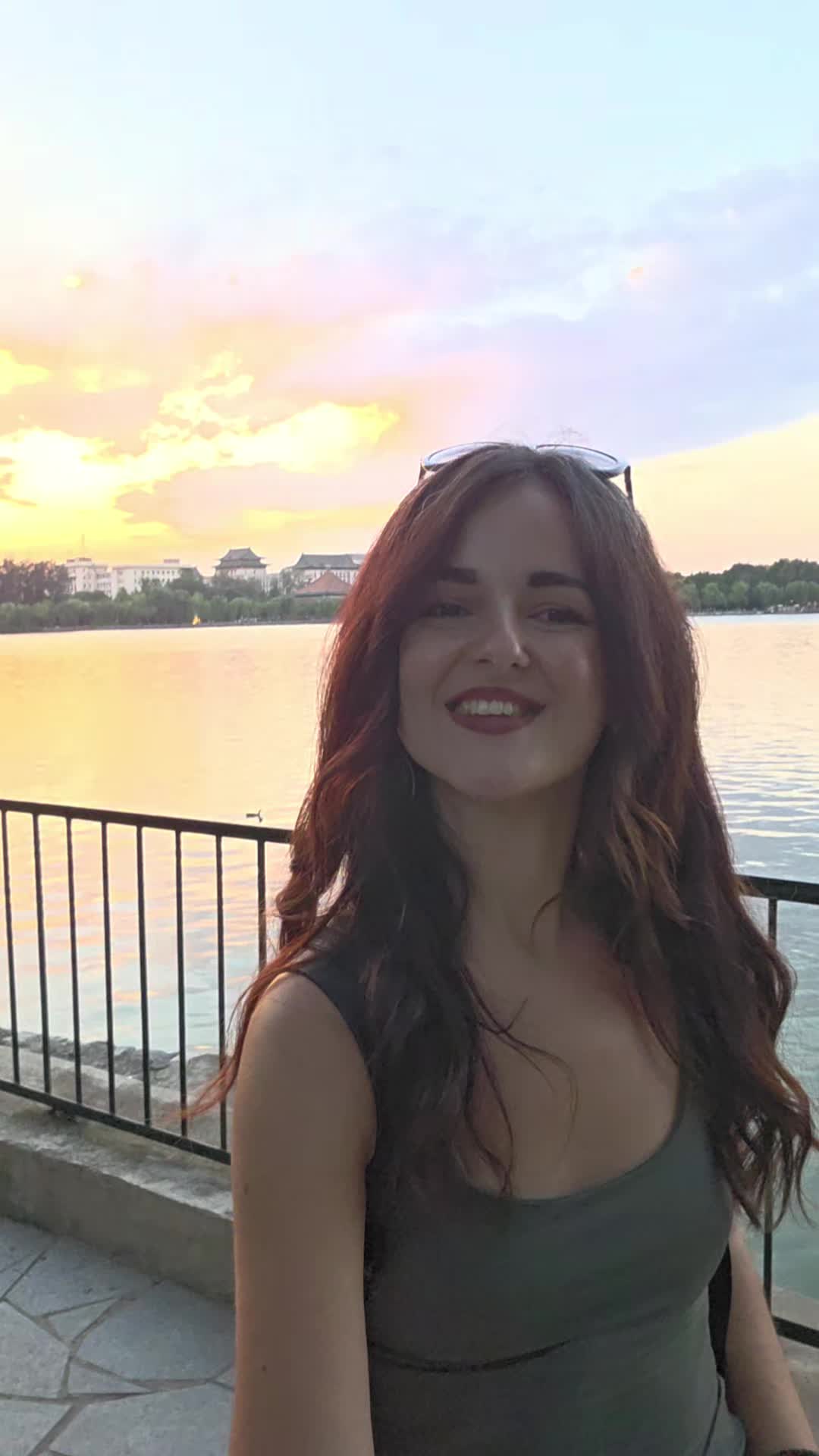 @eleniboo