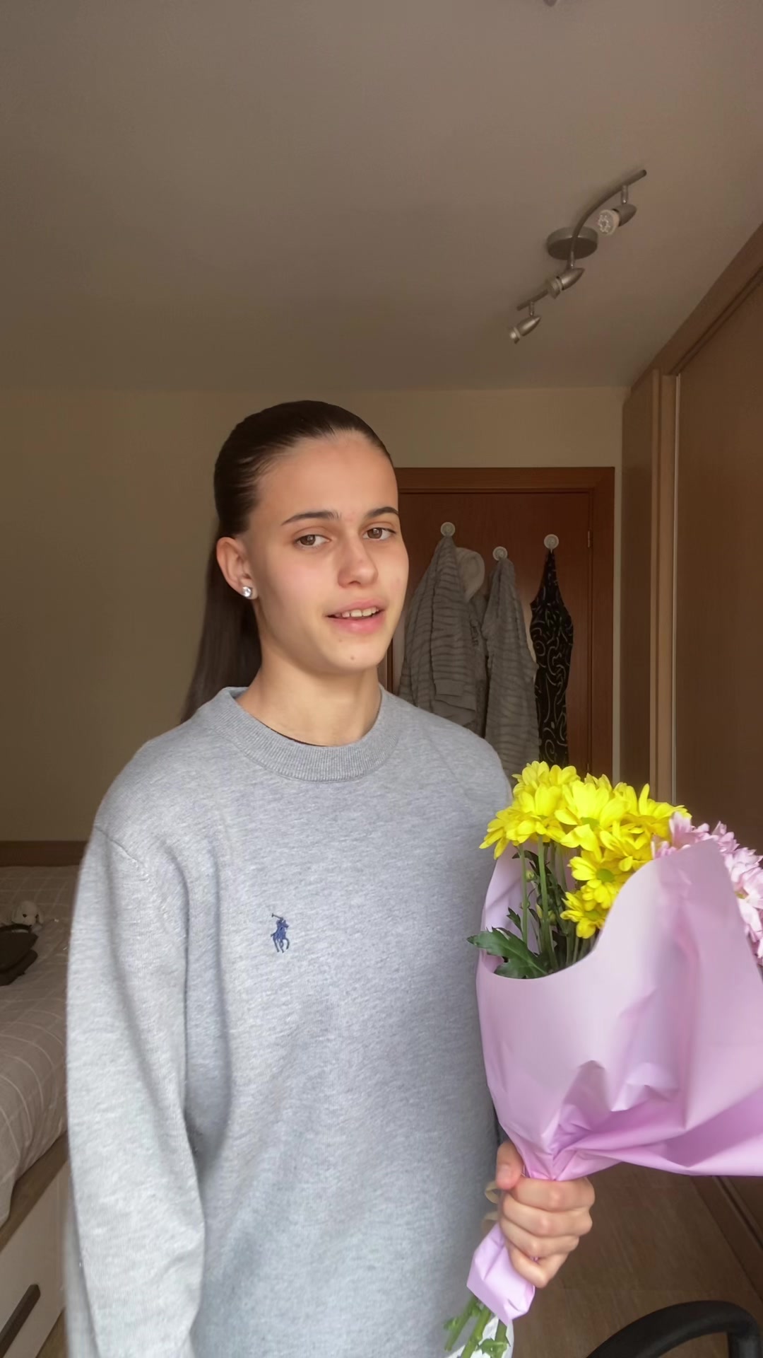 @Saraa