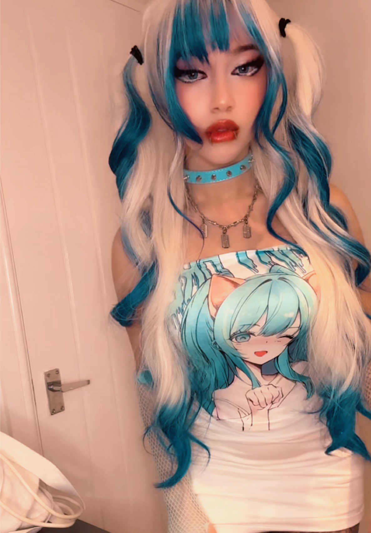 @❦