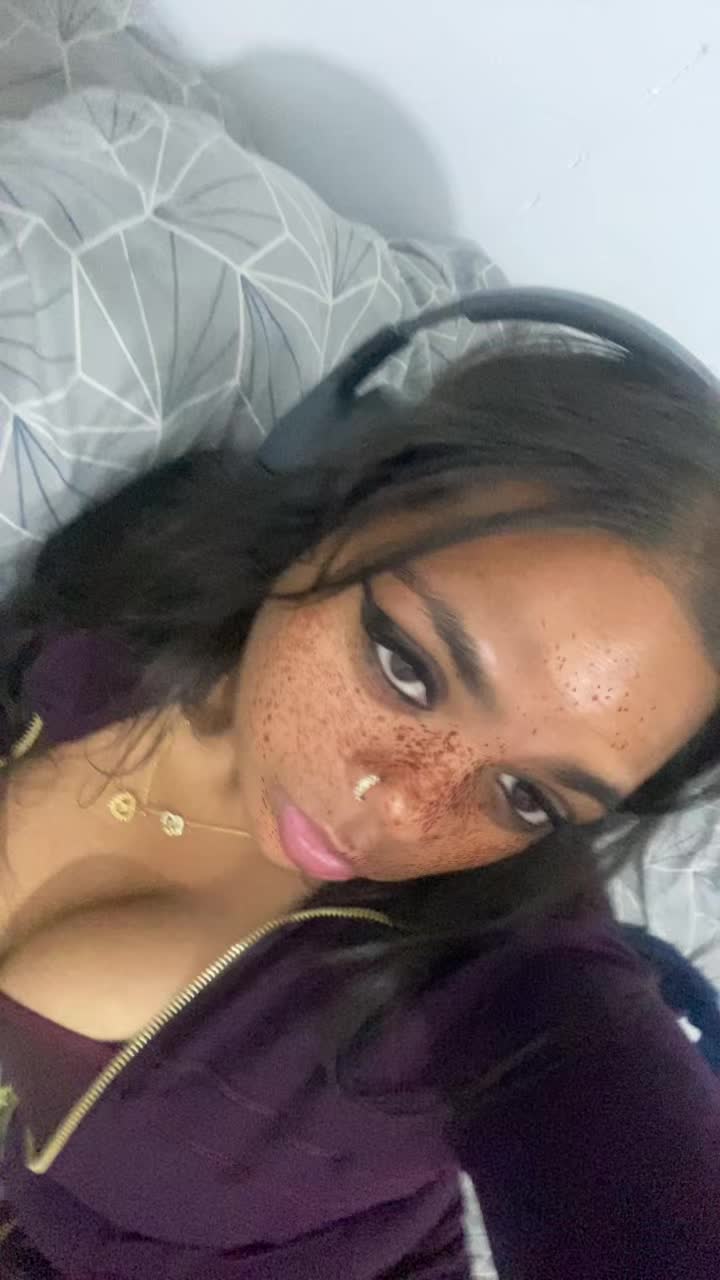 @Aisha 👑