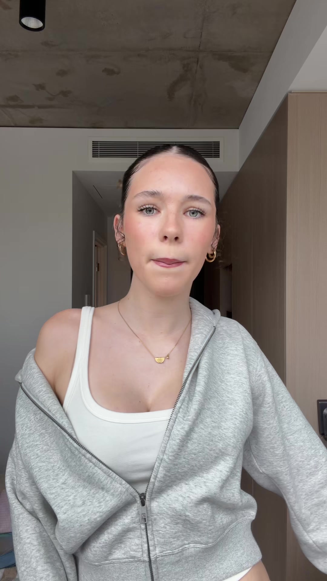 @charliandbeck