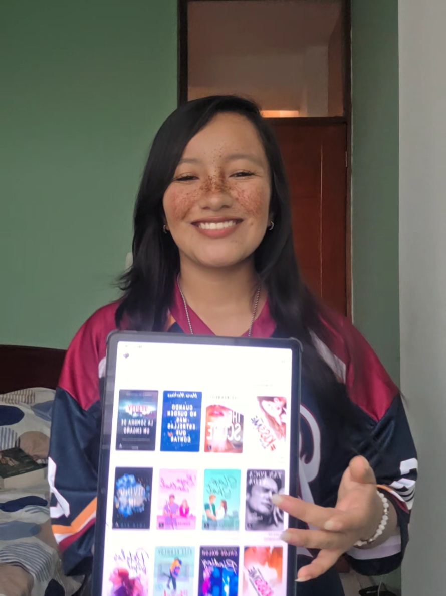 @Luuu_BookTok 📚✨
