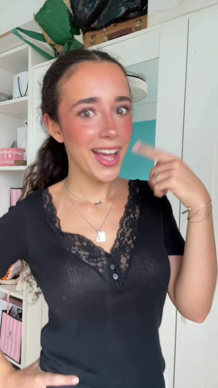@chachipistachi__
