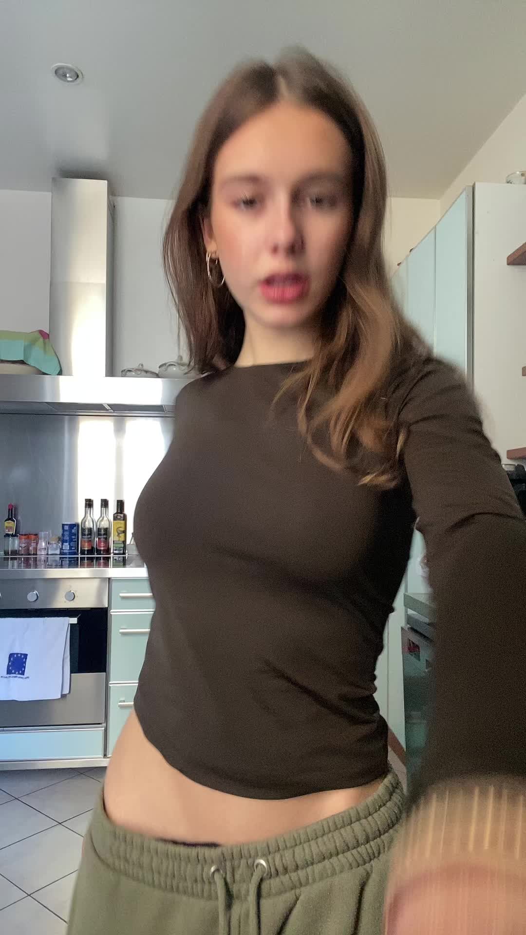@✰
