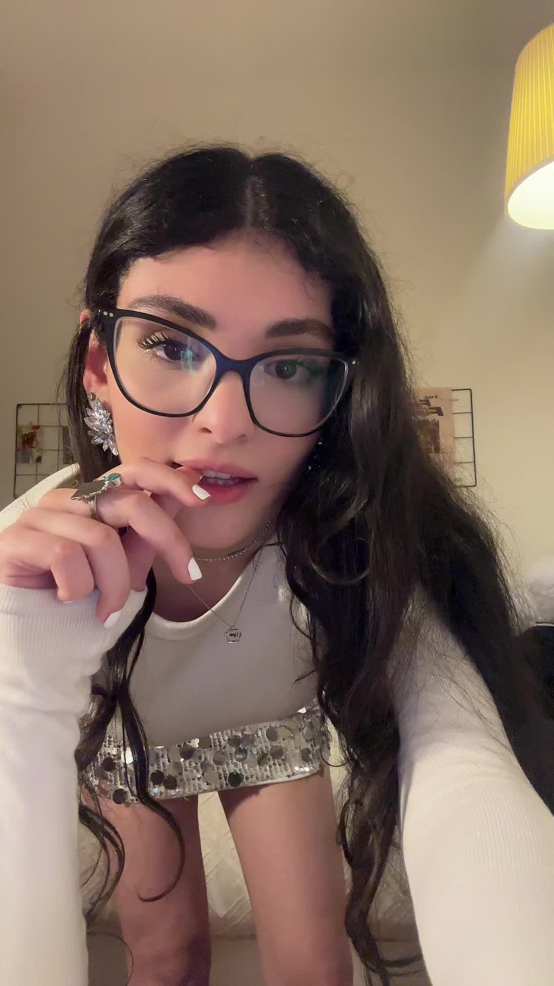 @Elina