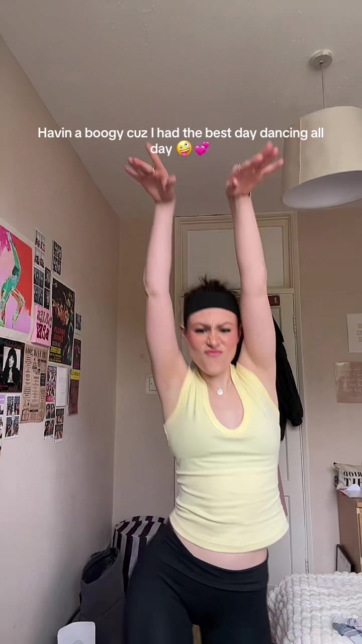 @Lily Bell