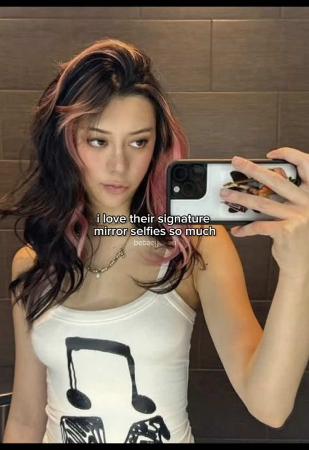 @𝜗𝜚 alesha | 🍒🦒 | 𝜗𝜚