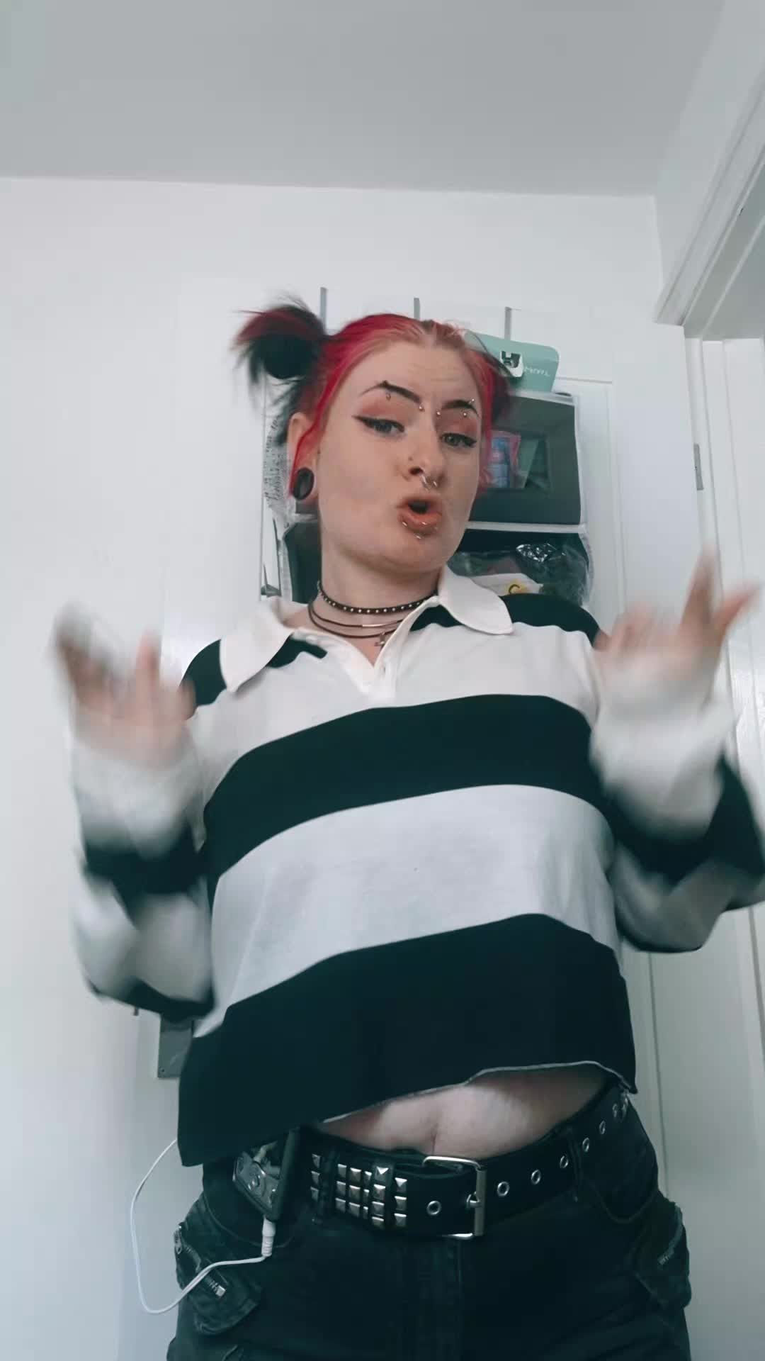 @ErinJayne