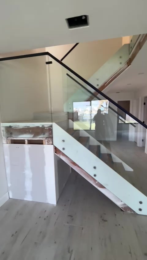 @Metalglasssupply