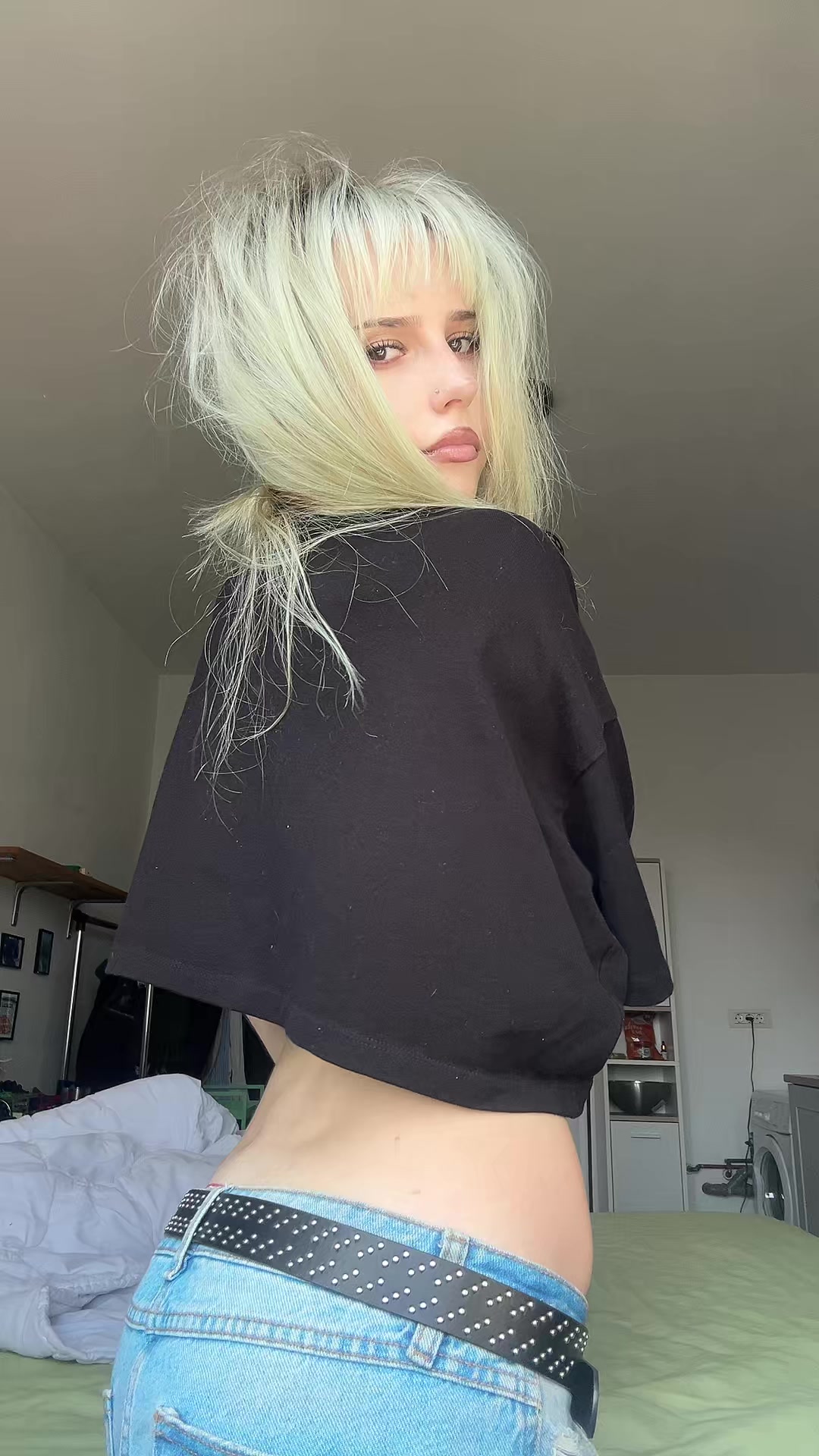 @eliz☮︎