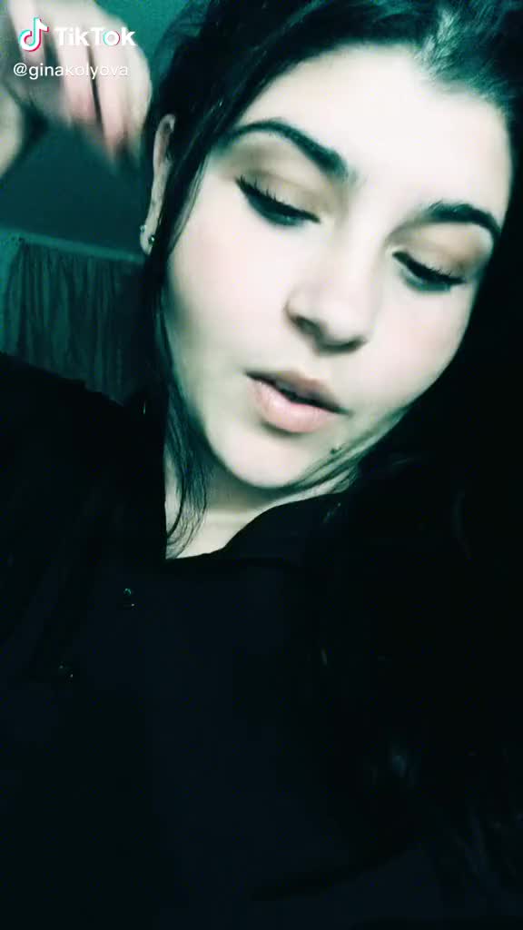 @Gina Kolyova