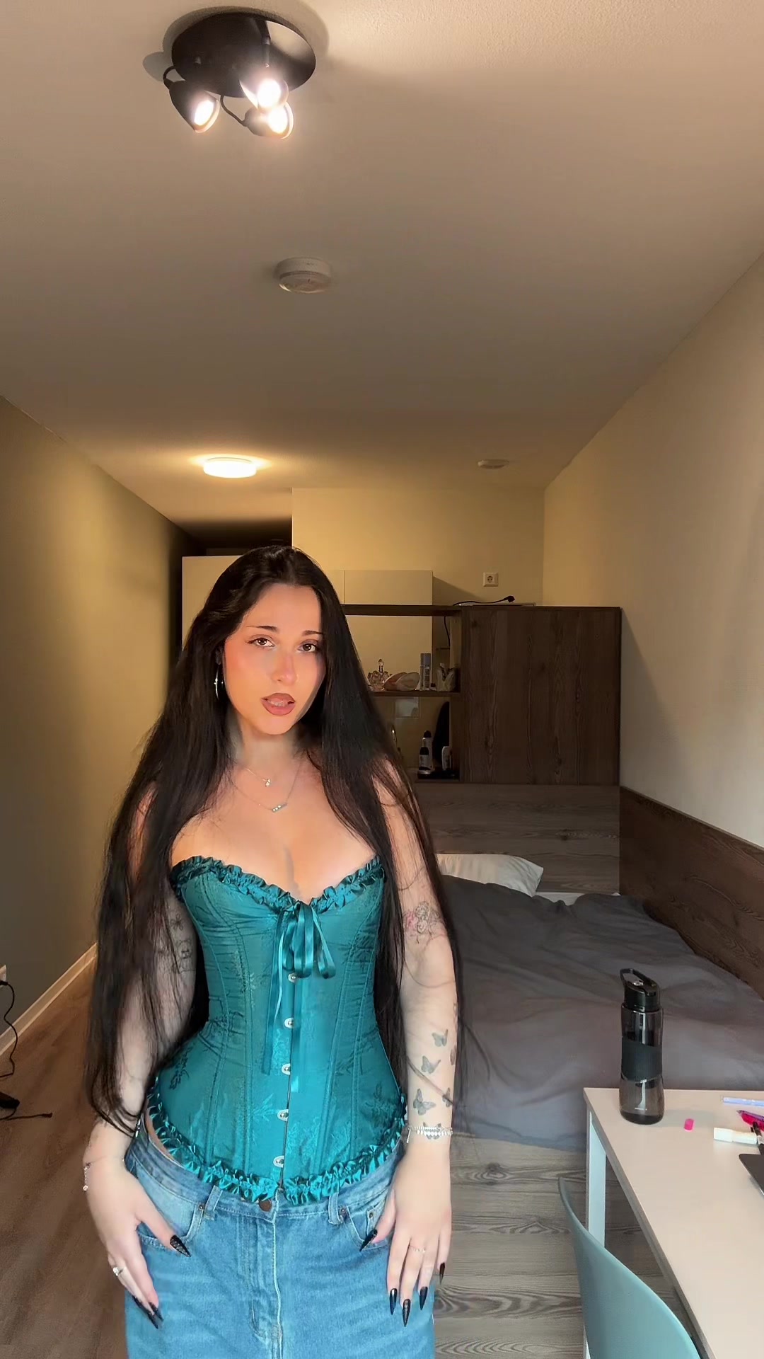 @velvet