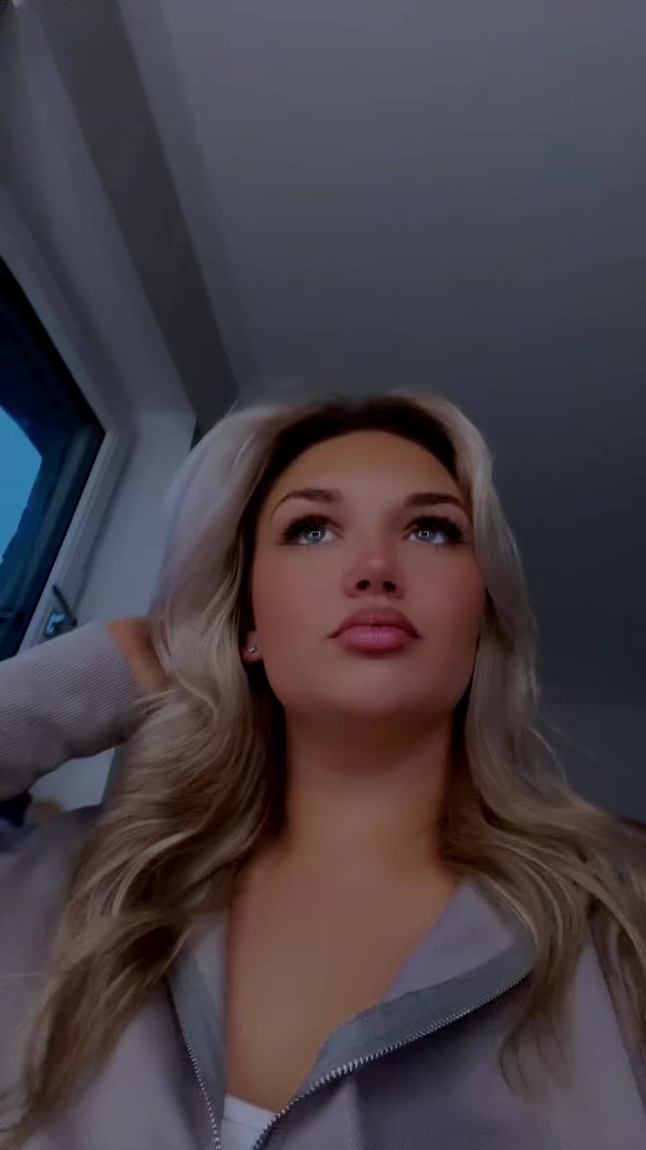 @Ren&egrave;e Aitken