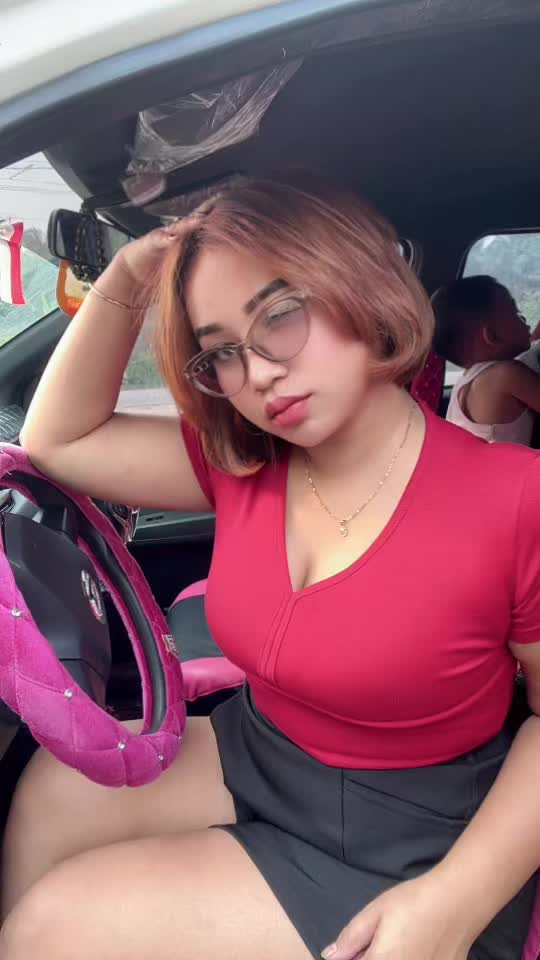 @julia frinella sari